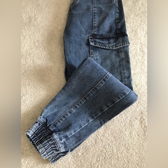 PrettyLittleThing Women’s Blue Wash Cargo Jean Joggers 
 UK 10 size S - Picture 5 of 9